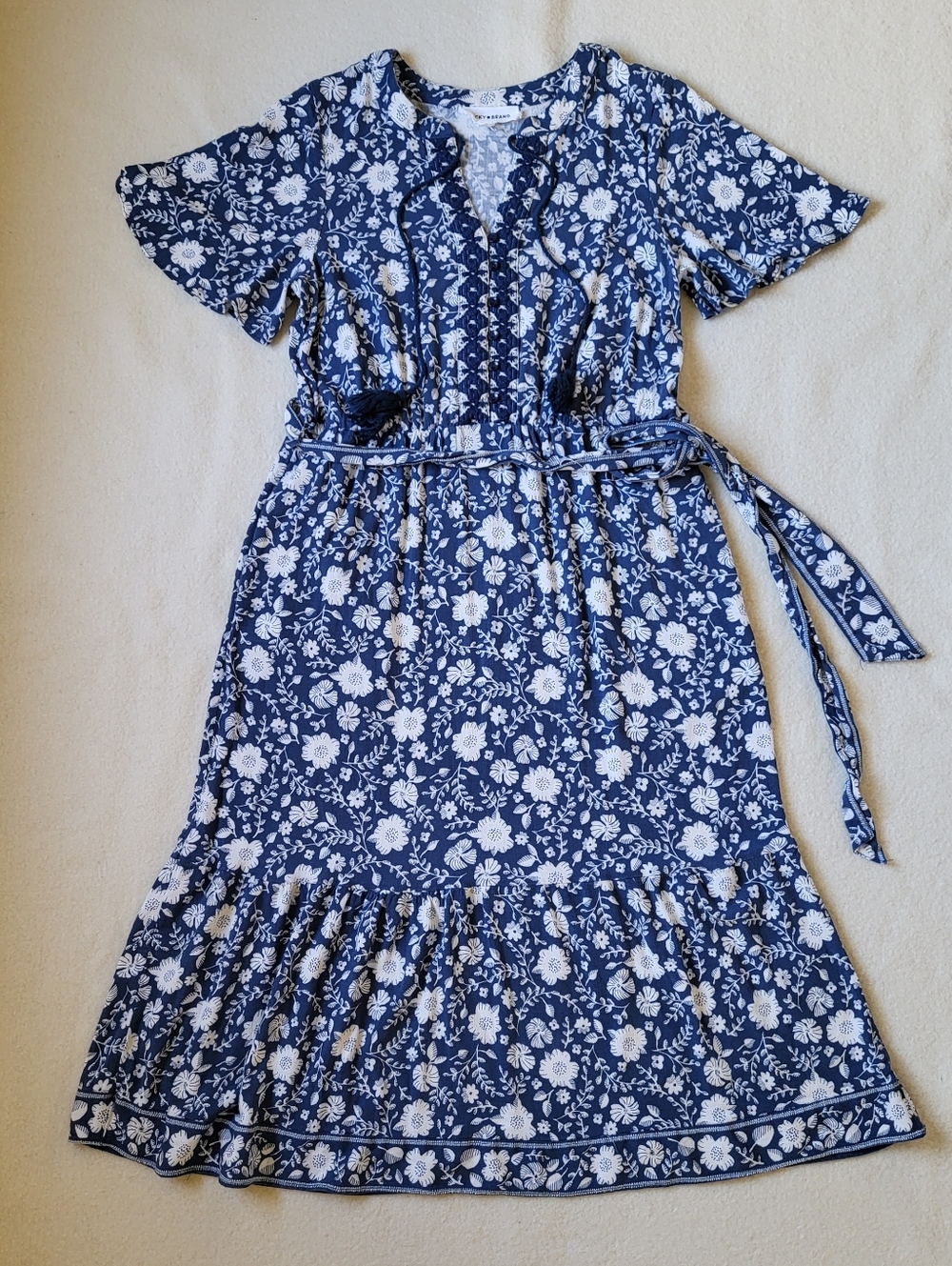 Lucky Brand Short Sleeve Dress Women's Size Medium Blue White Floral Fit & Flare